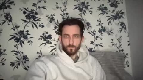 Snapshot of mattcarta chatting on February 5, 10:41 am mattcarta online show from February 5, 10:41 am