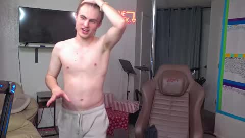 Matt Cash online show from December 13, 2:54 am