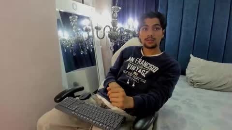 mattfiore online show from November 4, 11:00 am