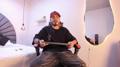 Matthew online show from February 22, 11:17 pm