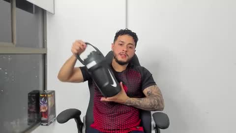 Mattias online show from February 7, 12:29 am