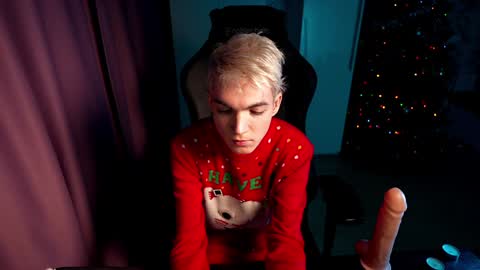 Matty  Aiden online show from December 22, 1:55 pm