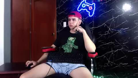 Matias online show from December 7, 7:10 pm