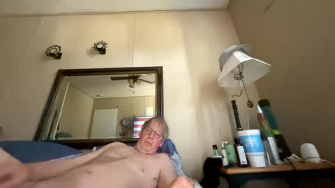 maurice1922 online show from February 23, 7:58 pm