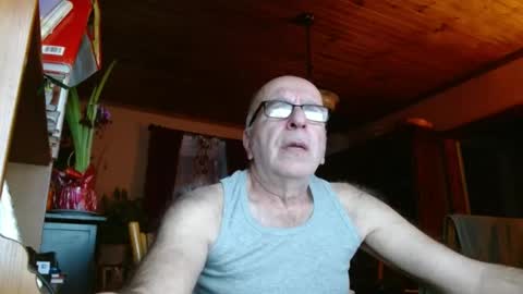 Maurice online show from January 16, 11:37 am