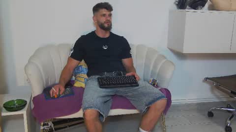 mauro_real_man online show from July 1, 7:36 pm