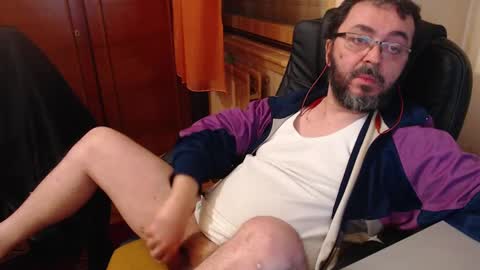 Max online show from December 19, 6:45 pm