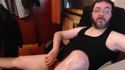 Max online show from October 11, 5:33 am