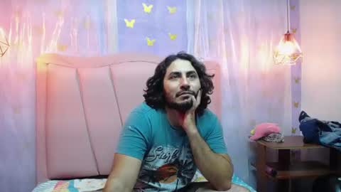 Max online show from July 15, 9:10 pm