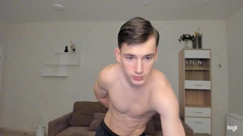 max_foks_ online show from March 4, 3:52 pm