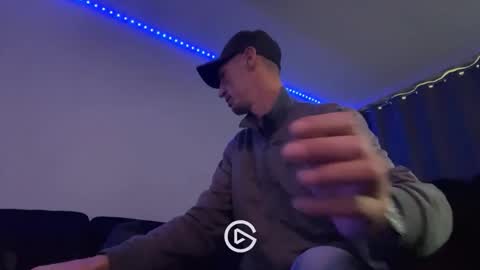 Max online show from November 1, 11:03 am