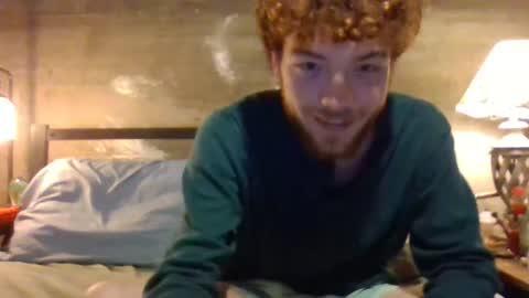 Snapshot of maxgetswilder chatting on September 13, 5:08 am Max Wilder online show from September 13, 5:08 am