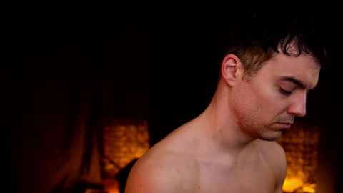 Max Hughes online show from November 4, 4:24 am