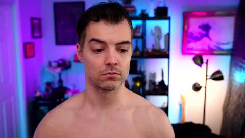 Max Hughes online show from November 13, 4:28 am