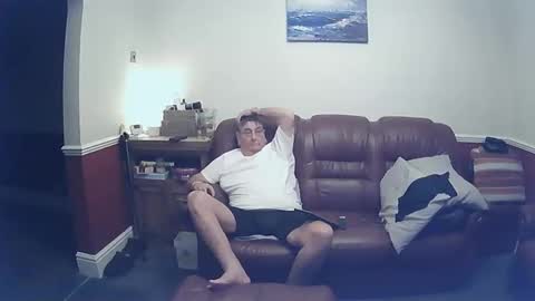 MAX online show from March 4, 9:22 pm