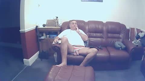 MAX online show from September 29, 10:05 pm