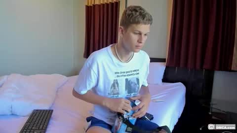 maxim burn online show from December 22, 5:26 am