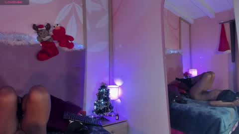 maxim online show from December 11, 3:58 am