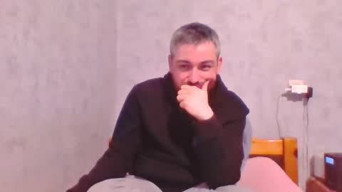 Maxime online show from December 3, 8:50 pm