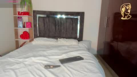 Maximiliano online show from March 20, 8:45 pm