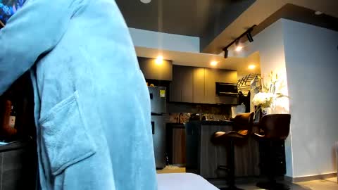 maximo_and_marcelo online show from March 27, 10:16 am