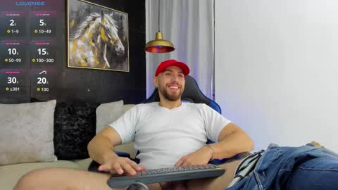 Maximo Wolf online show from October 28, 9:17 pm