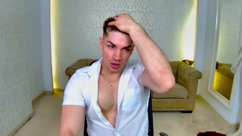 MaxKaiden online show from April 15, 6:35 am