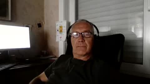 maxou569 online show from August 3, 9:04 am