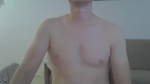 Snapshot of maxrelax90 chatting on October 9, 8:14 pm maxrelax90 online show from October 9, 8:14 pm