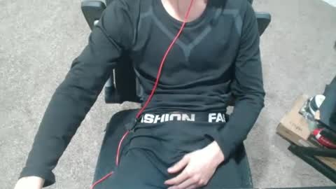 max online show from December 17, 1:35 am