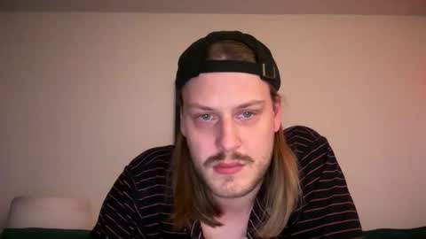 Max Watts online show from December 14, 11:12 pm