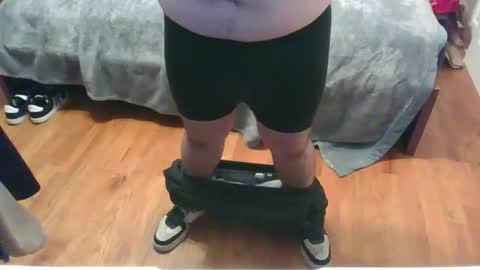 md2305 online show from December 4, 8:01 am