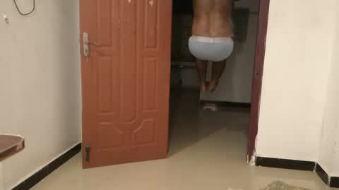 me_hai12 online show from April 2, 12:57 pm