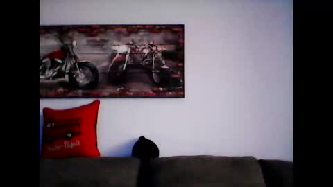 me at home online show from March 21, 5:39 pm