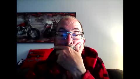 me at home online show from September 14, 11:34 am