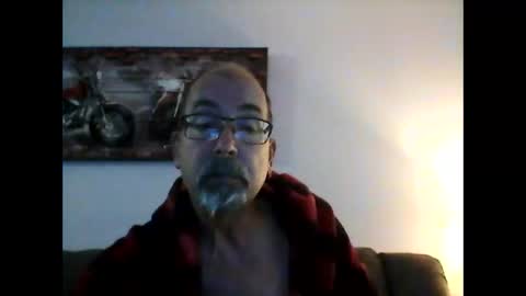 me at home online show from December 2, 12:38 pm