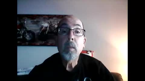 me at home online show from December 26, 3:42 pm