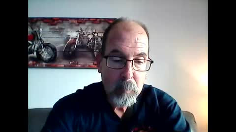 me at home online show from December 13, 1:44 pm