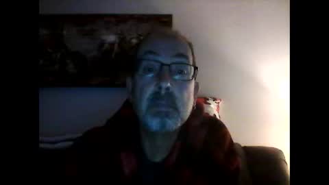 me at home online show from December 24, 1:06 pm