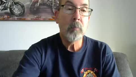 me at home online show from January 8, 2:25 pm