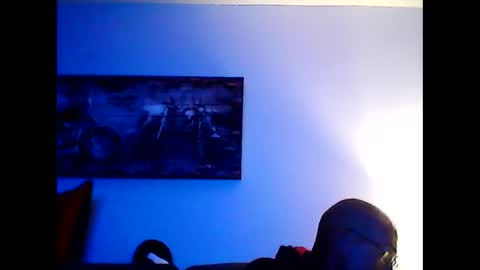 me at home online show from October 9, 10:09 am