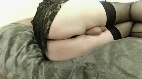 Mefface online show from February 4, 6:49 pm