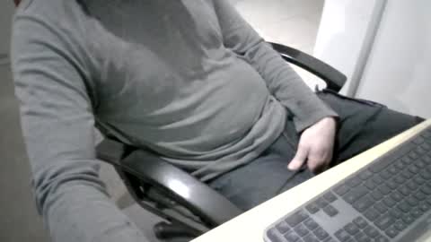 melbguy_075 online show from July 13, 7:10 am