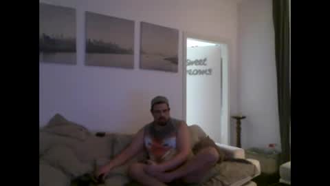 Dennis2Menace online show from January 10, 11:03 am