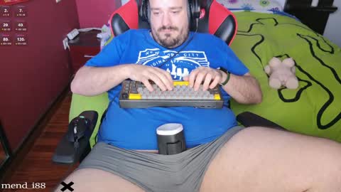 menditeta online show from April 14, 10:42 pm