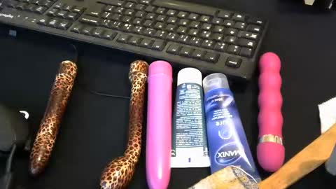 mentosgum online show from September 21, 6:30 pm