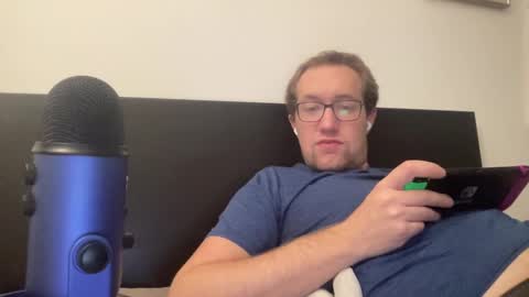 metallica92786 online show from November 14, 8:16 am