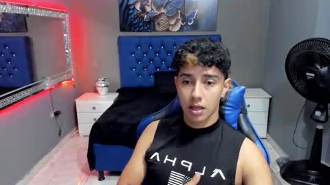 mexwilliams online show from December 4, 1:07 pm