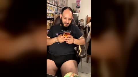 Mark online show from May 2, 4:37 am