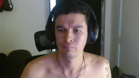 miaou_miaou online show from November 1, 12:26 am